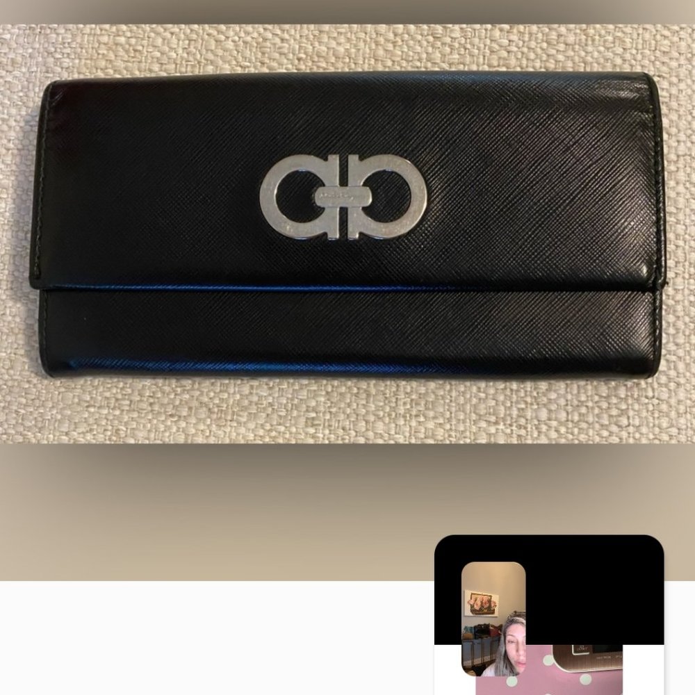 SALVATORE FERRAGAMO Continental Wallet Salvatore Ferragamo Continental Wallet EU